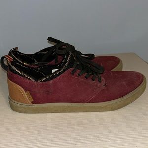 REEF Men's sneaker